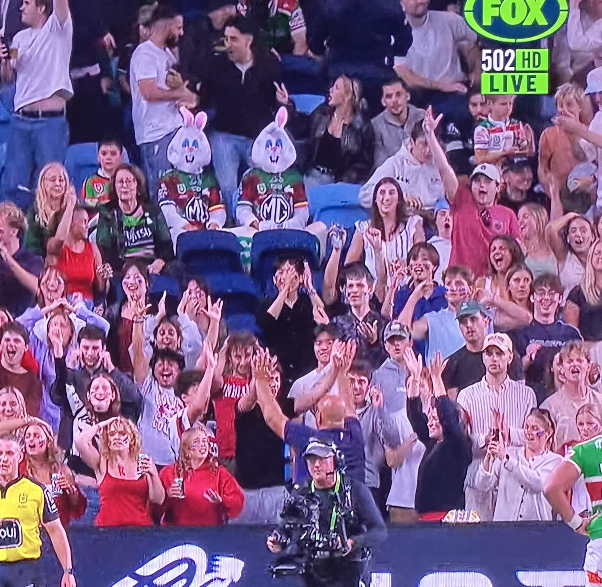 junk_man29's tweet photo. Early siting of Easter Bunnies at the footy. #NRLRoostersSouths #chocolateplease https://t.co/wHU1pxBJSq
