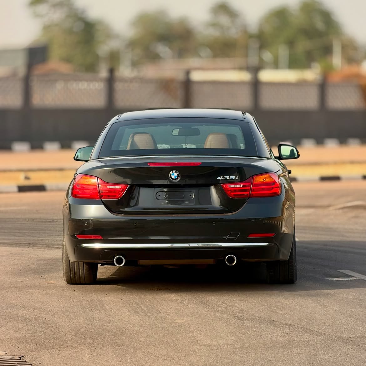 CARsCONNECT tweet media