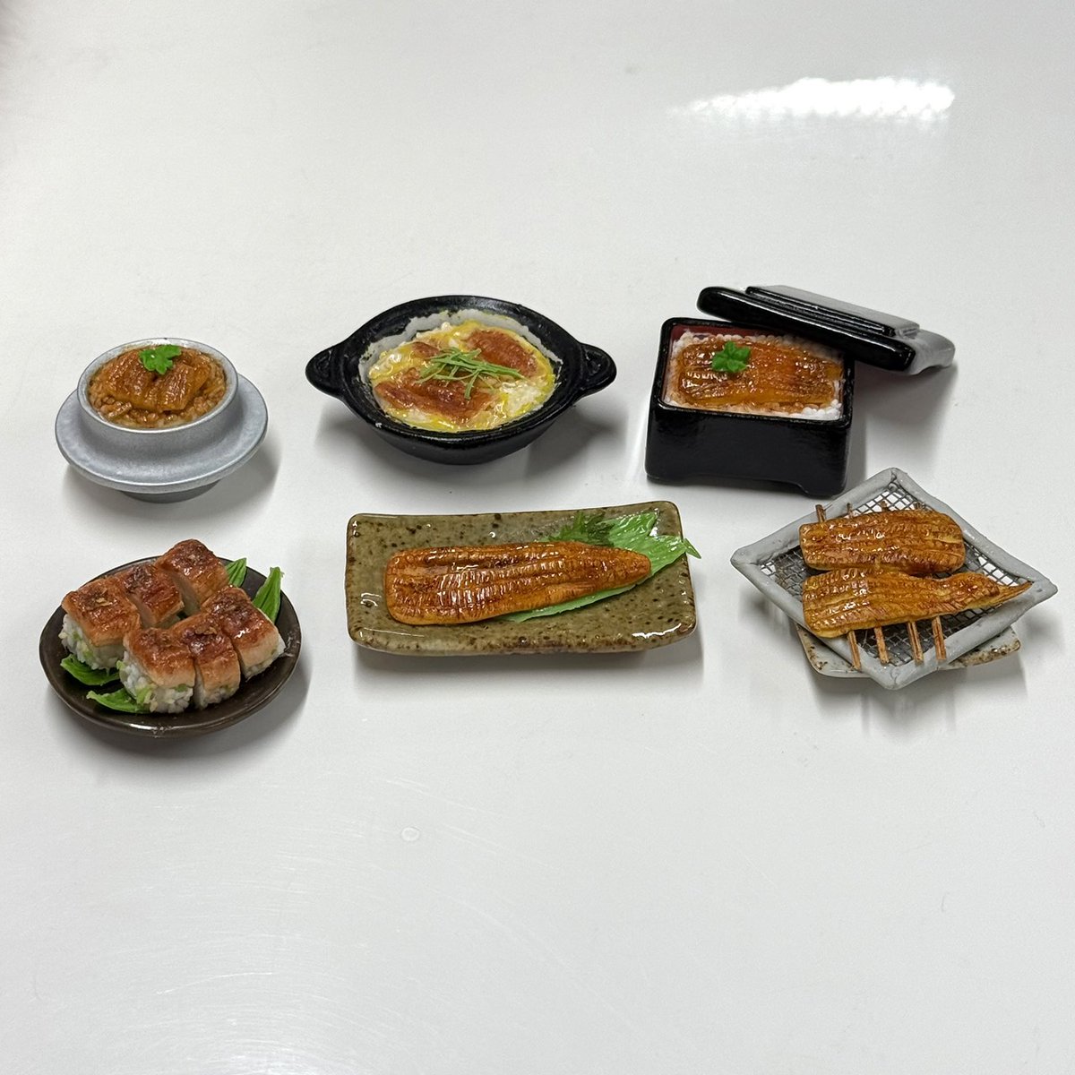 【公式】レインボー (樹脂粘土ミニチュア他ガチャ商品メーカー） tweet media