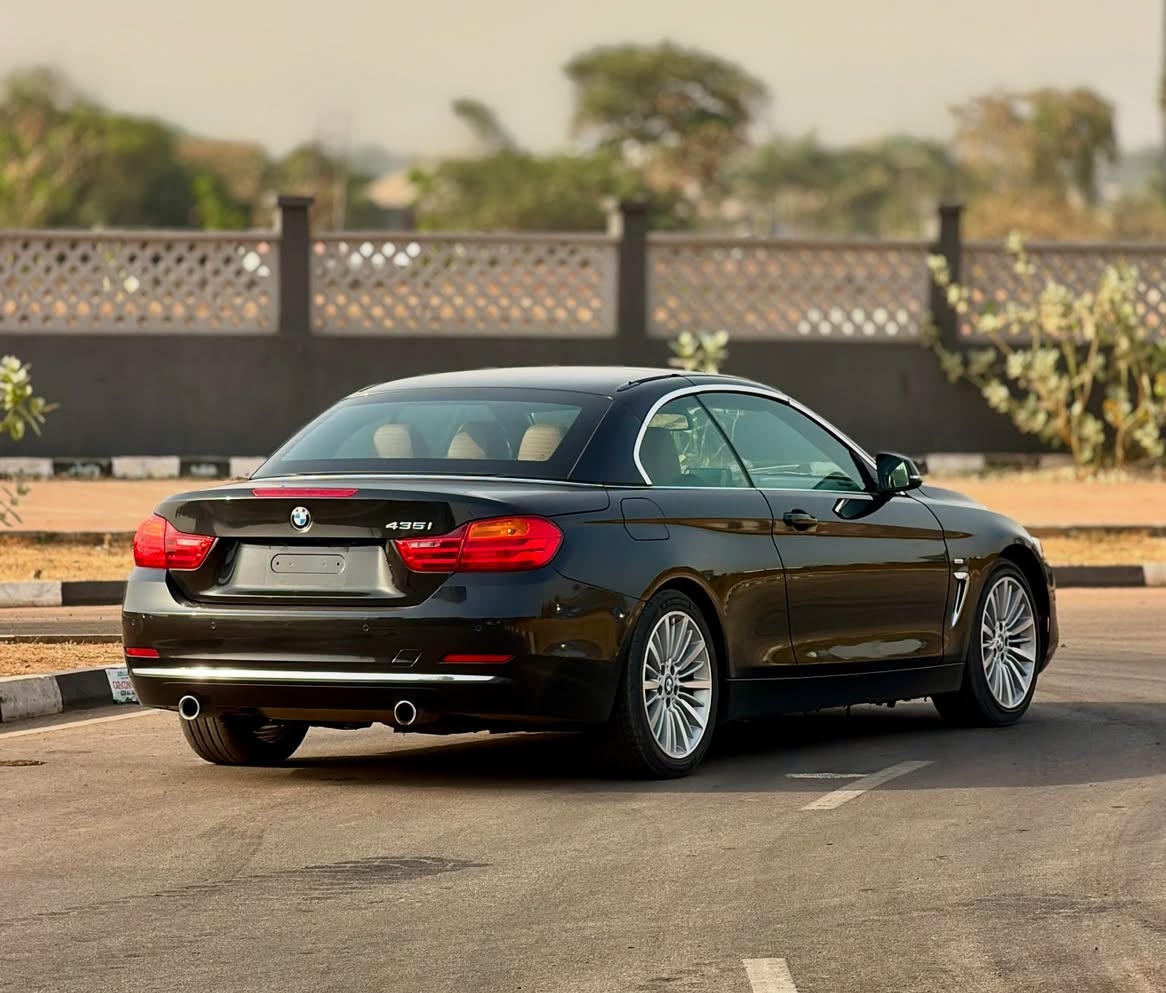 CARsCONNECT tweet media