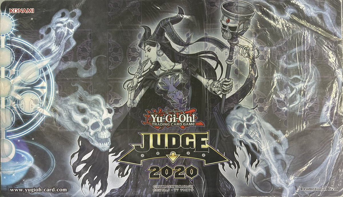 遊戯王 K9－ØØ号 ルプス & K9－EX JUDGE 2025 プレイマット 【公式通販】