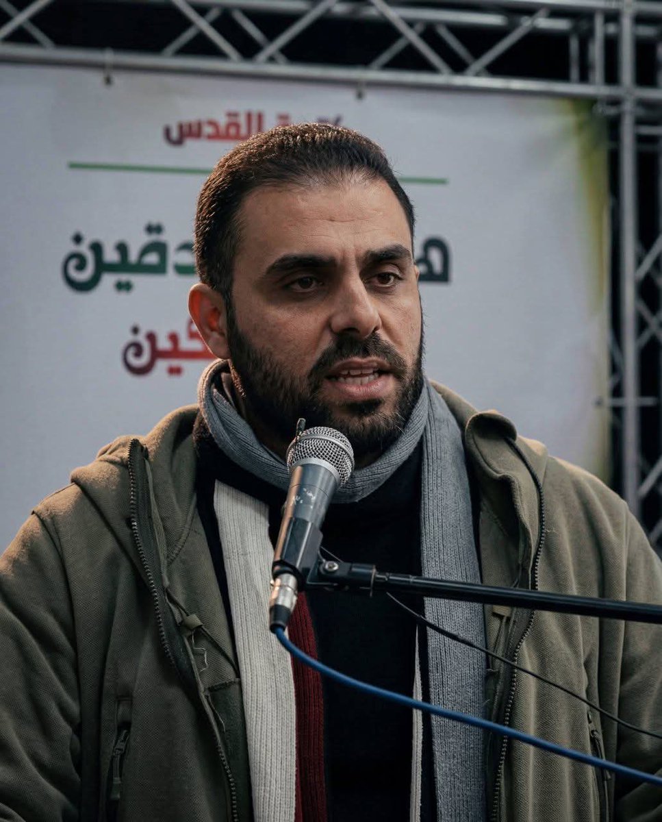 Moin_Awad's tweet photo. عِزَّةُ الإيمانِ في عينيكَ نارٌ
تُرهبُ الظلمَ وتُحيي الانتصارْ https://t.co/B3juwkD23n