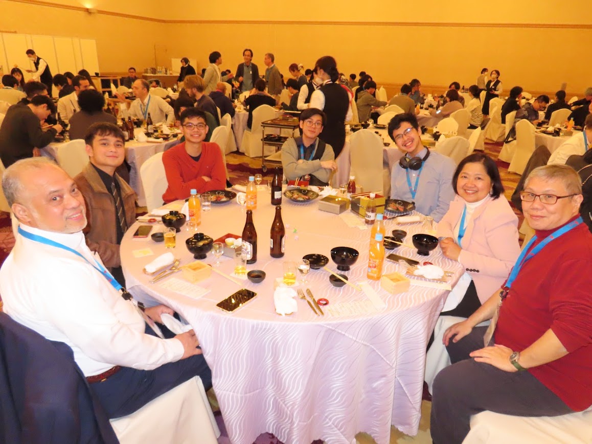 Persuasive tweet media