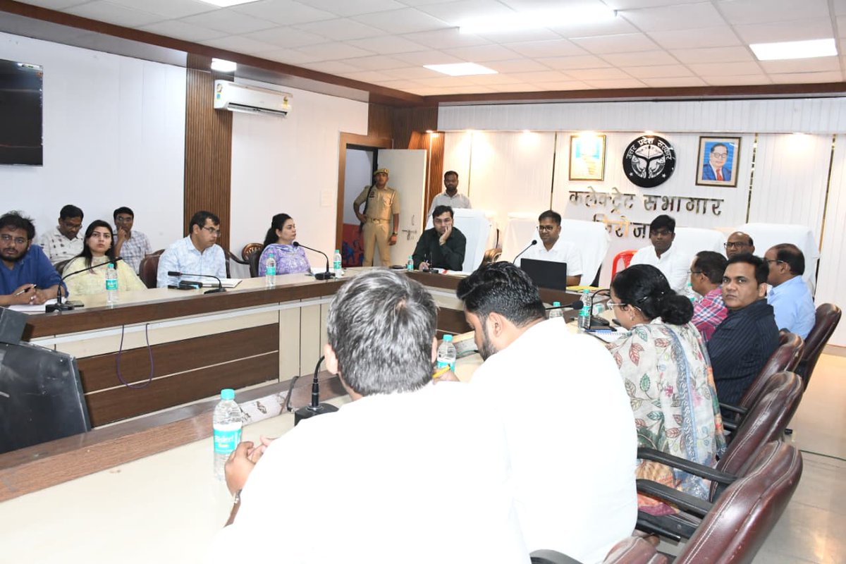 DM Firozabad tweet media