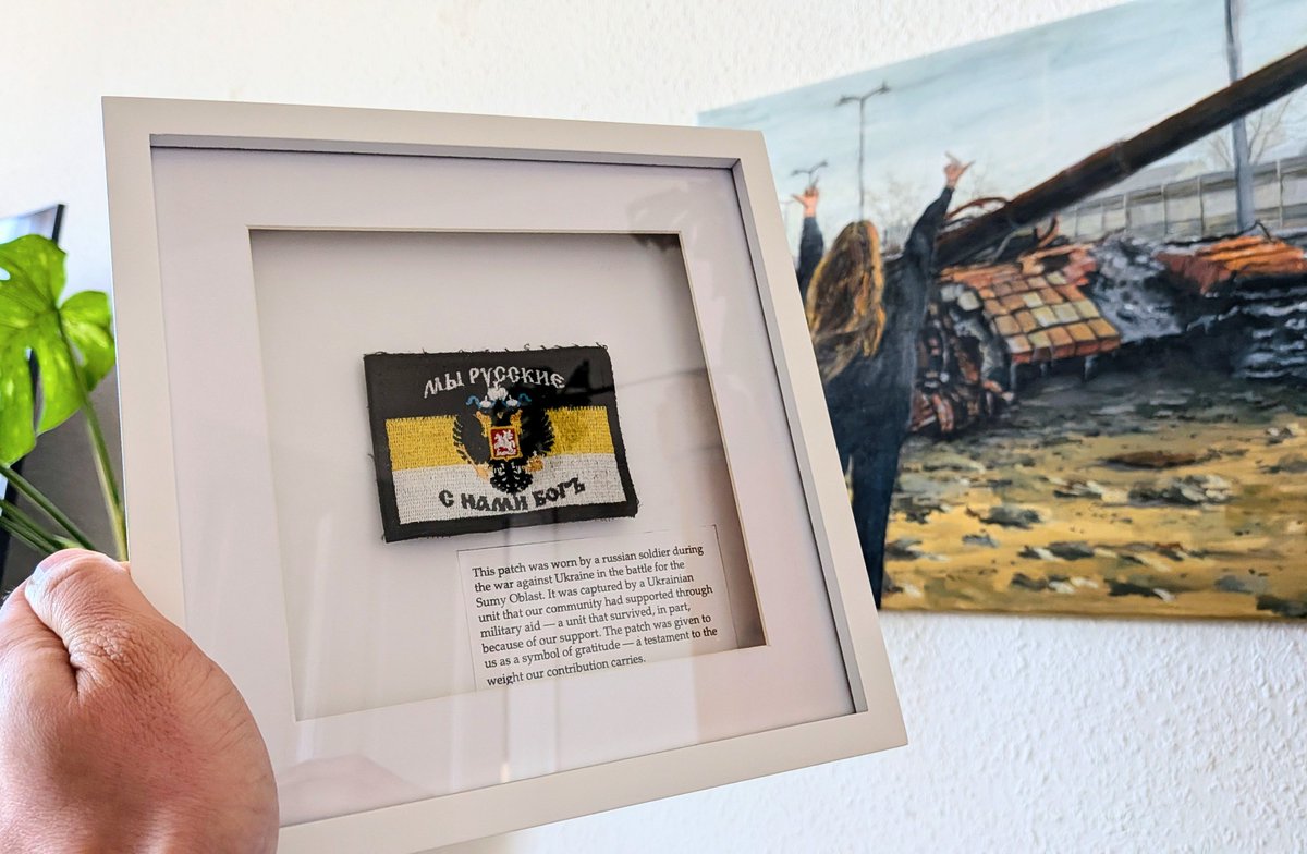 NiklasWenzel_'s tweet photo. Raffle! 🇺🇦
Eine Einheit hat auch dank unserer Hilfe eine Konfrontation mit russischen Soldaten im Sumy Oblast überlebt.

Als Zeichen der Wertschätzung für unsere Unterstützung in ihrem Kampf für Freiheit, haben sie uns dieses Patch eines russischen Soldaten überreicht. 1/3 https://t.co/FokDrCtzxd