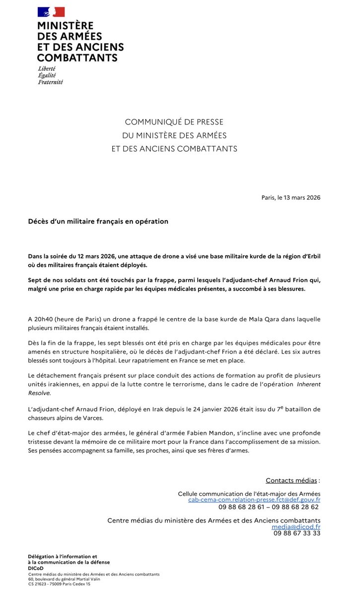 PierreNeveu_'s tweet photo. Sincères condoléances aux proches et aux frères d'armes endeuillés par le décès en opération de l’adjudant-chef Arnaud FRION, affecté au 7ème bataillon de chasseurs alpins de Varces (@7e_bca) 🇫🇷🙏
#MPLF #France #armée https://t.co/uwq49Ce3gO