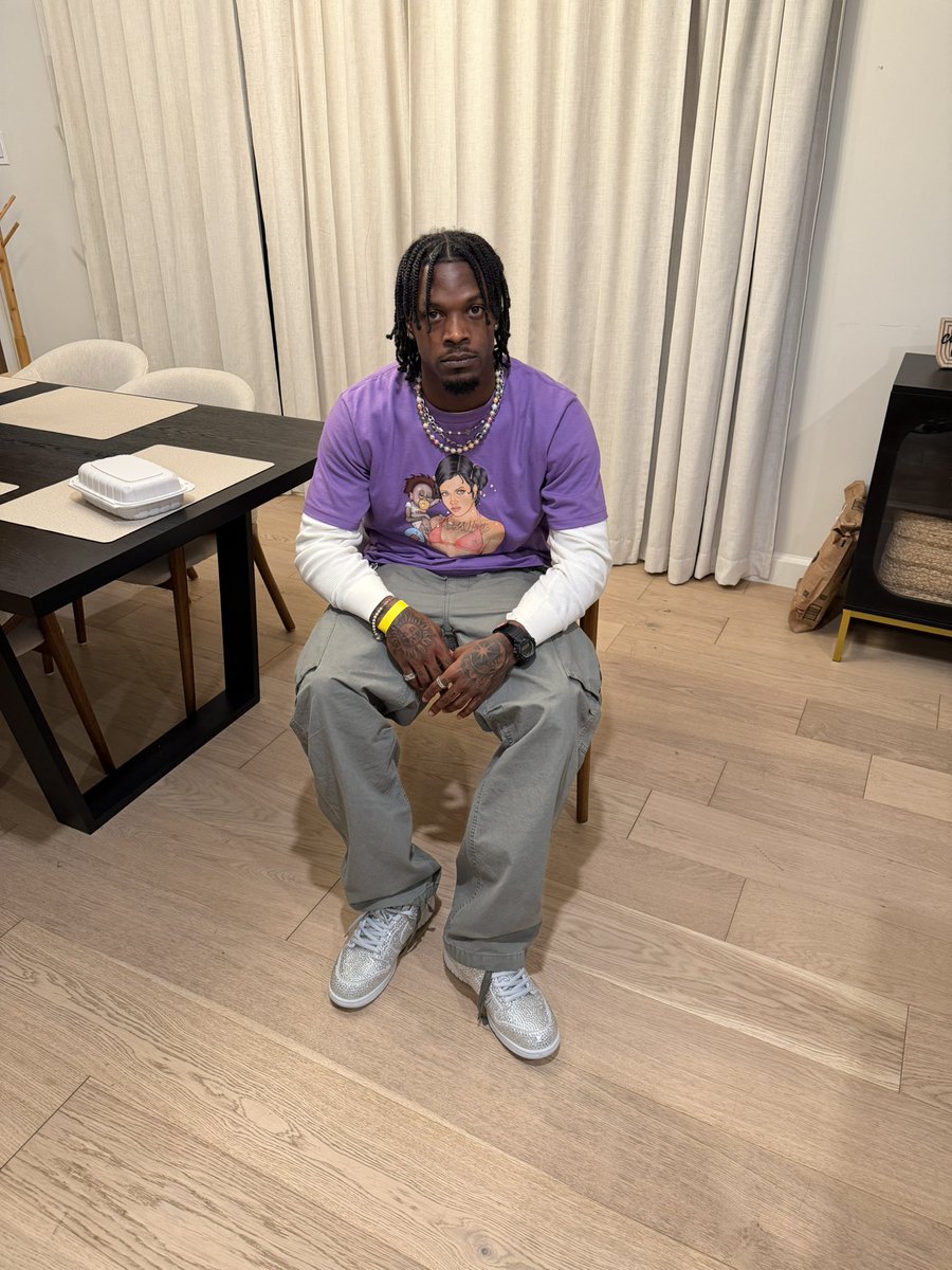 __vierr's tweet image. Still me.