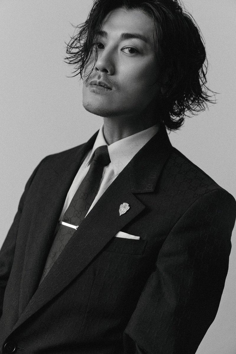 JINxYUN's tweet photo. 【GUCCI × 赤西仁】定義を拒む自由と、語らないデザイン。 ｜ https://t.co/hEbDFhZIRM（ハイスノバイエティ

https://t.co/1IfrnBPgR0 https://t.co/V3o52cZ0qv
