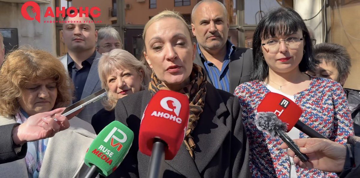 Мадам Р. tweet media