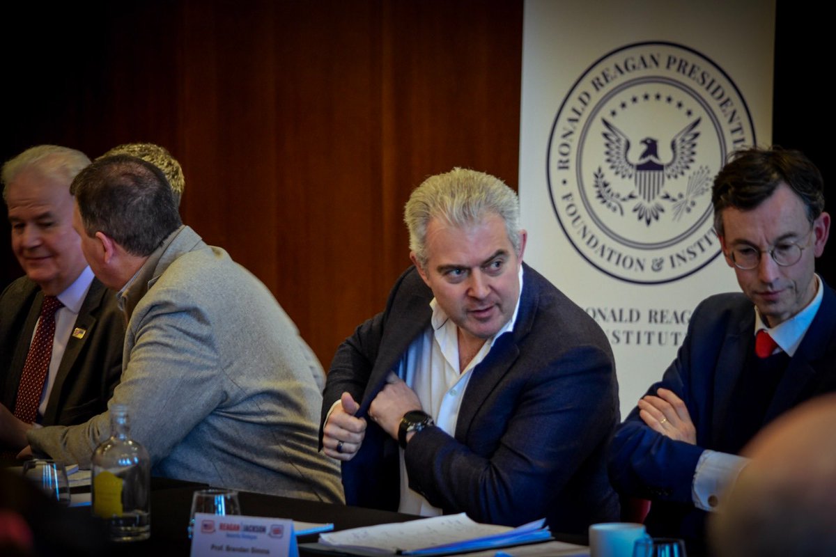 Brandon Lewis tweet media