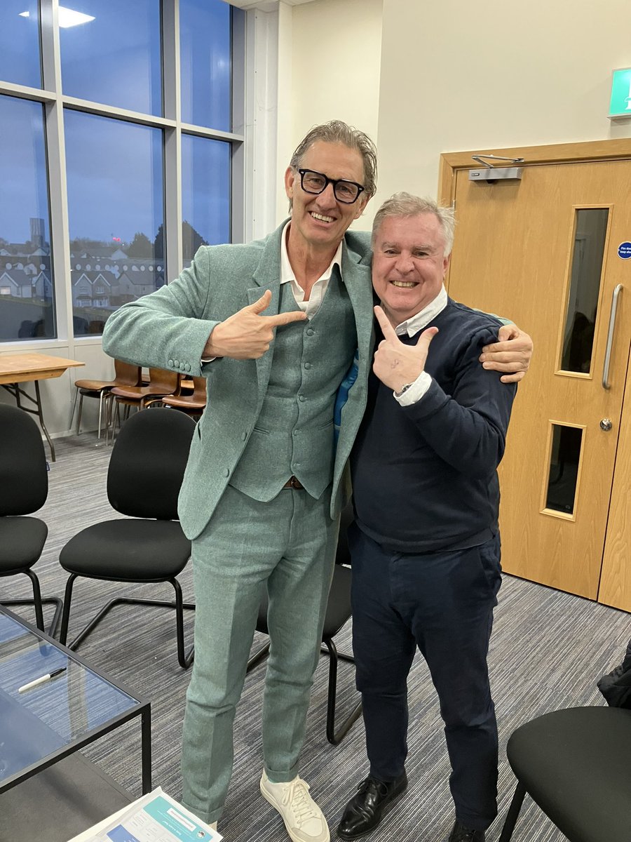 Anthony Rees tweet media