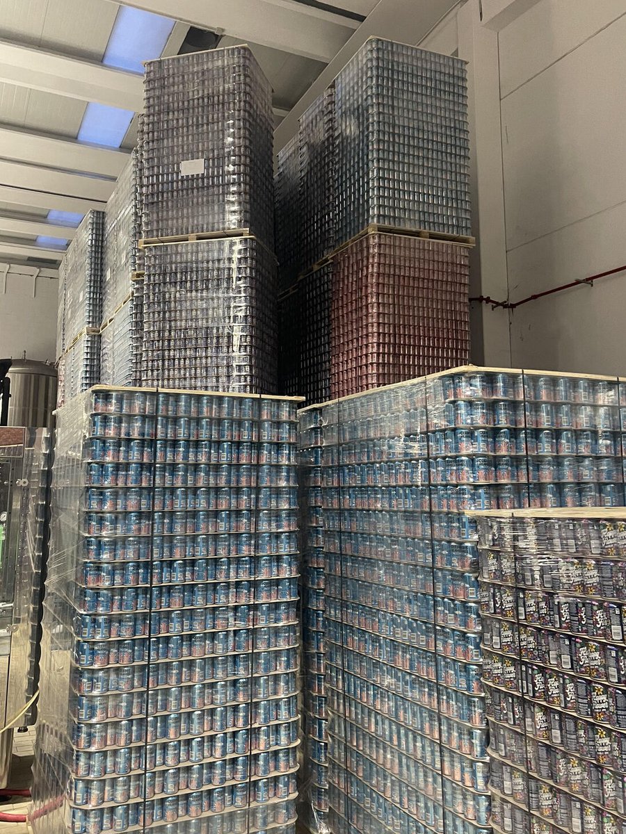 Cerdos Voladores beer 🐽 tweet media