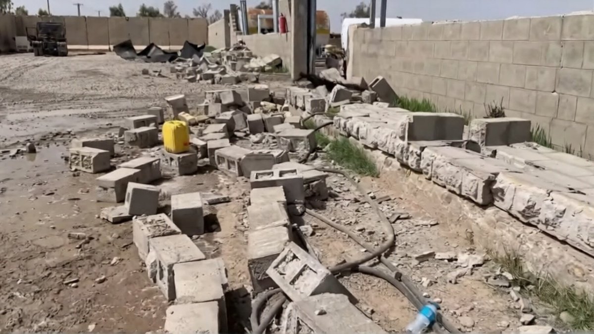 Khalid76963's tweet image. 1/4
#Necessary Clarification:
Last night, an airstrike targeted the central section of the 205 Al-Badr Corps in Kandahar and a TTP training center. Until late at night, there were no reports about fuel depots being hit. However, a few hours later,at 6:21 a.m., Z-Muj@hid stated...