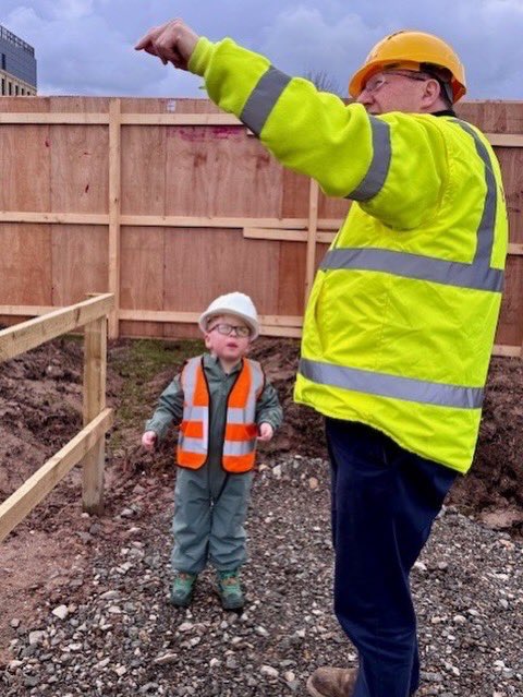 Walter Thompson's tweet media