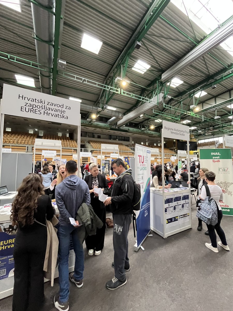 📸 ✅ Nekaj utrinkov z včerajšnjega čezmejnega sejma zaposlitveno kariernih priložnosti v Kopru!
---
📸 ✅ Qualche scatto della Fiera del lavoro transfrontaliero, che si è tenuta ieri a Capodistria!
<a href="/EURESEE_Kaire/">Kaire Cocker</a>