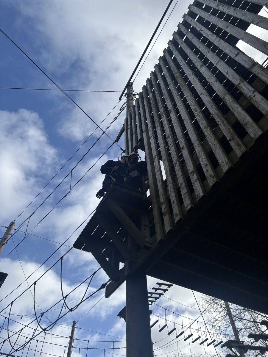 Mr Giles tweet media