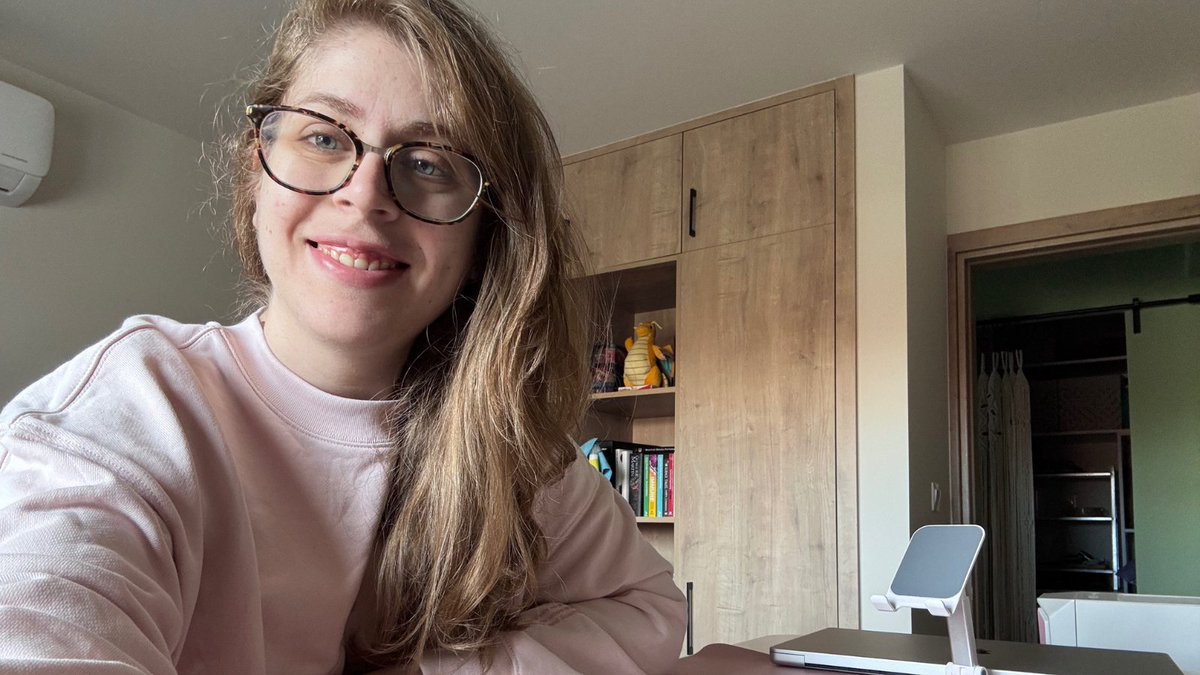 • nanou • tweet media