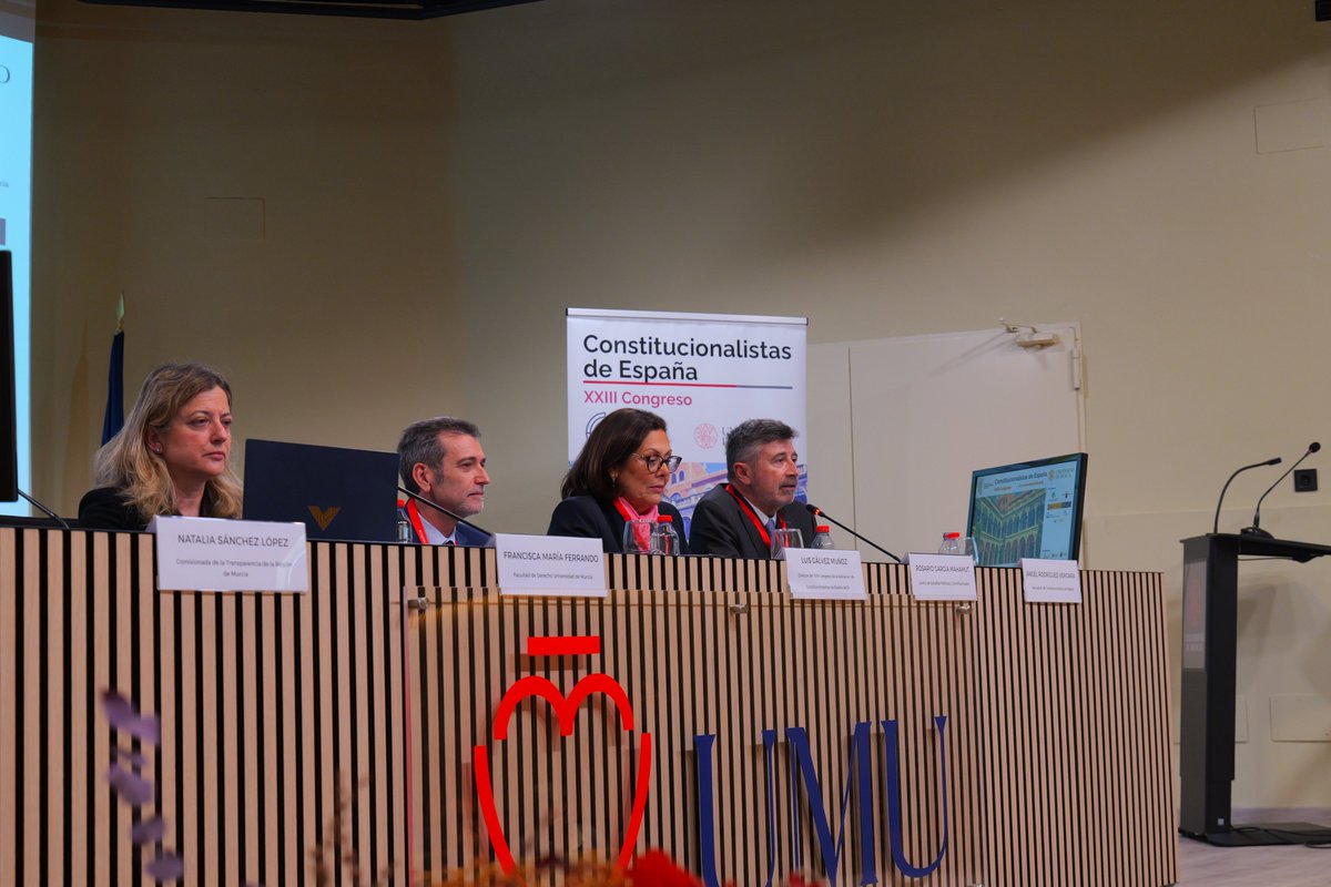 Centro de Estudios Políticos y Constitucionales tweet media