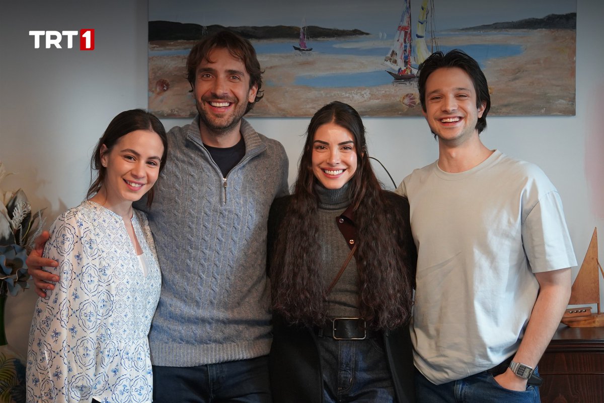 Evrenler karıştı. ❤️

#TaşacakBuDeniz yeni bölümüyle bu akşam 20.00’de <a href="/trt1/">TRT 1</a>’de!