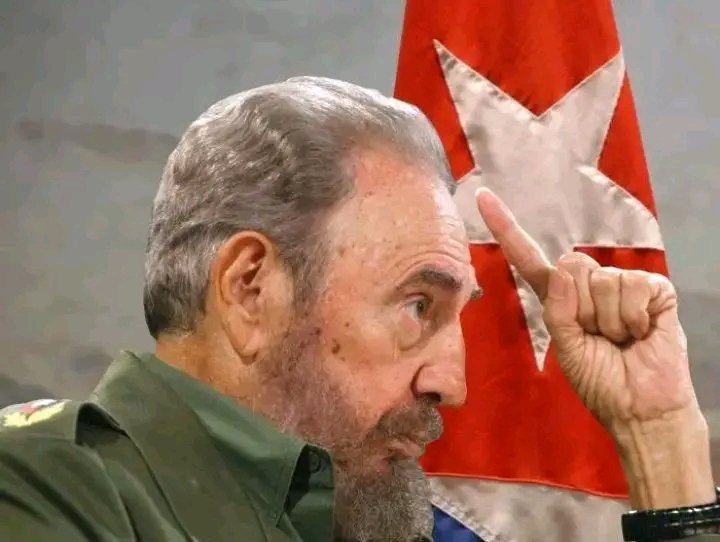 #100AñosConFidel: “ ¡ A nuestros hermanos de América Latina y el Mundo, debemos transmitirles que el pueblo cubano vencerá ! ”. #CorazónRojo #IzquierdaLatina.