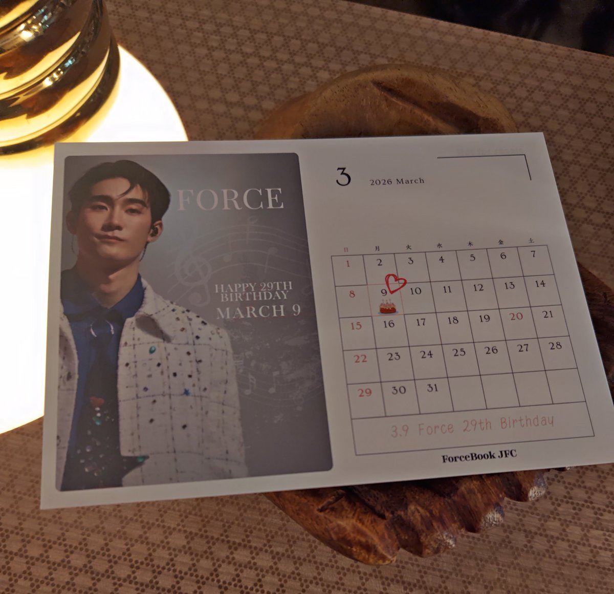 ヨシカヨシ tweet media