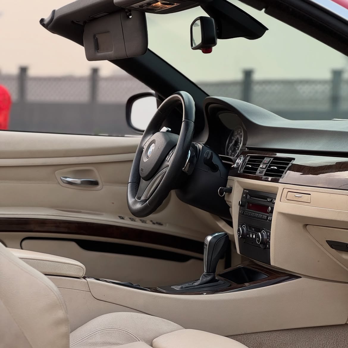 CARsCONNECT tweet media