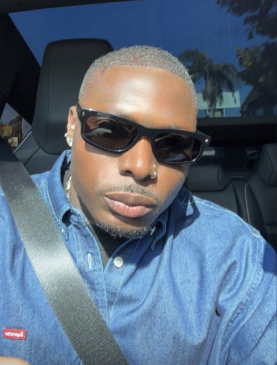 MR MONEY 🪖💲 tweet media