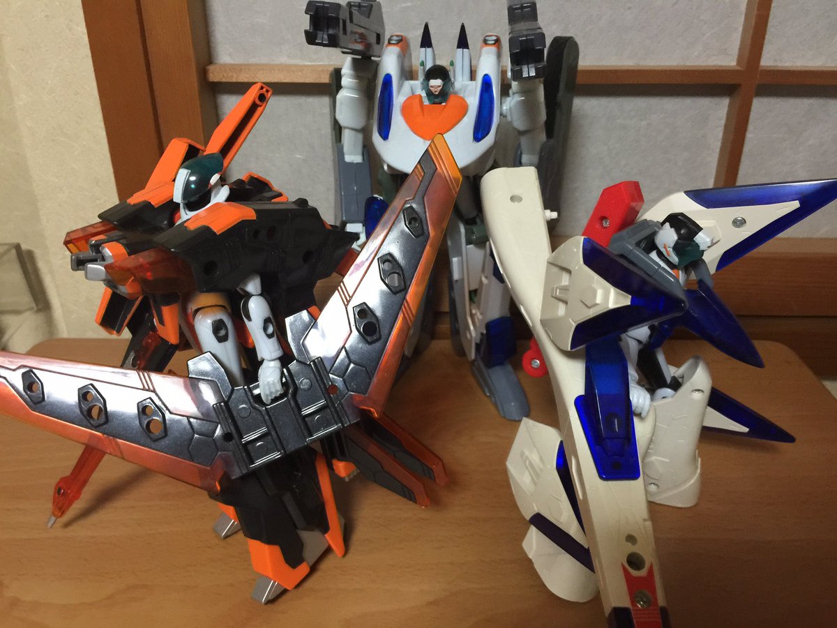 hetare_hiruando's tweet photo. アムドライバー！
ちなみにきちんと現役です https://t.co/IKhvFndonJ