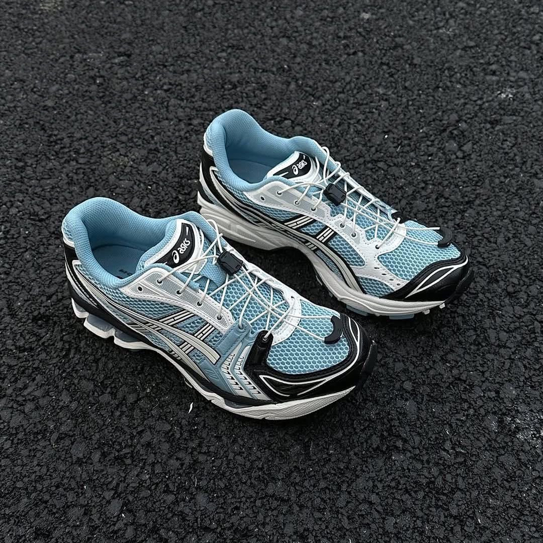 I sell sneakers 👟 𓃵🤝🏾 tweet media