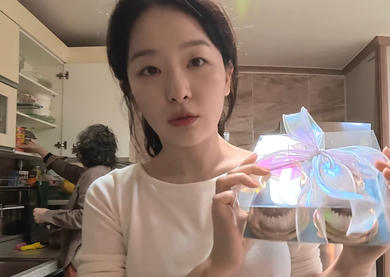 seulgi archive tweet media