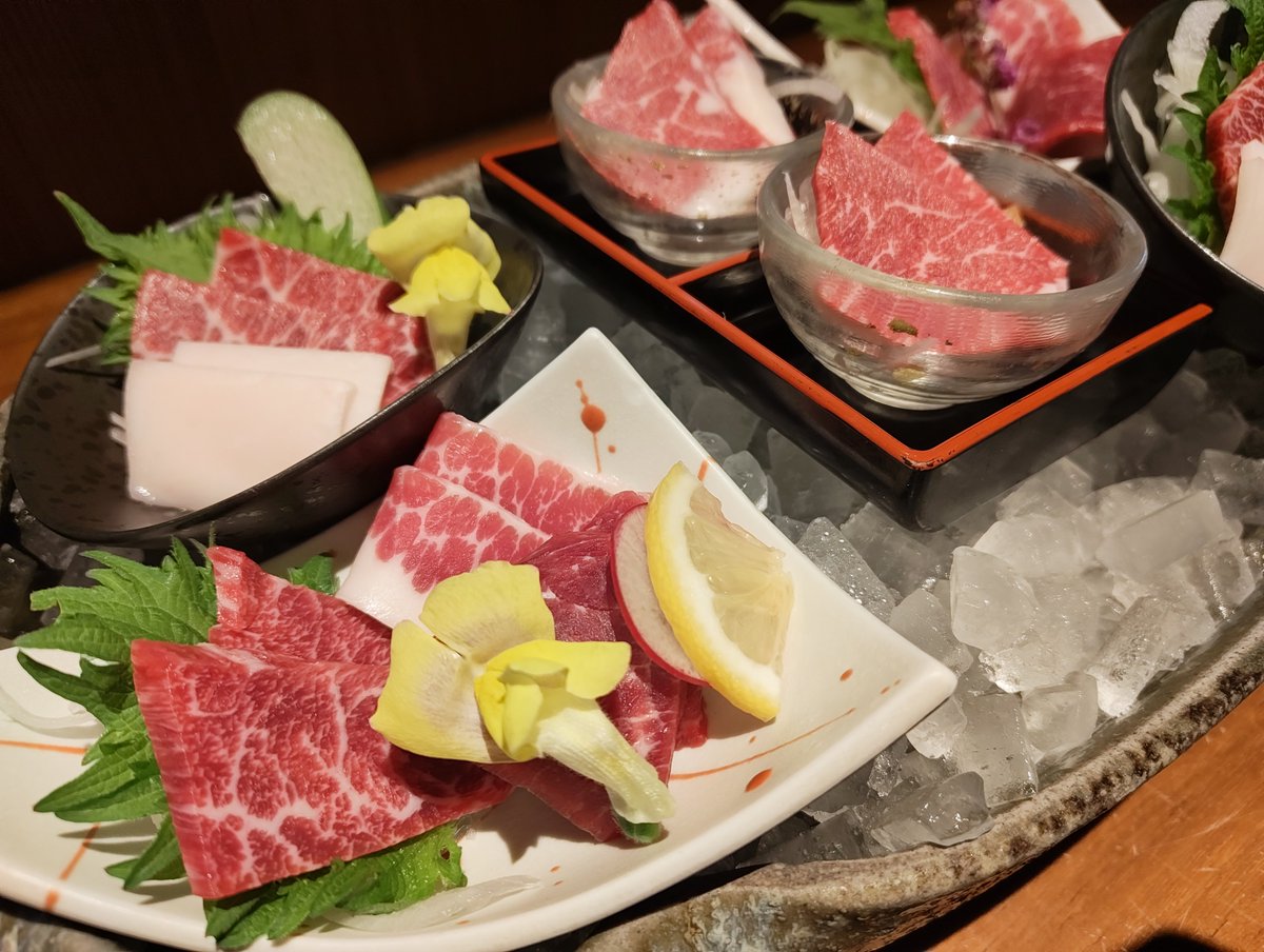 ⁴⁴⁷ tweet media