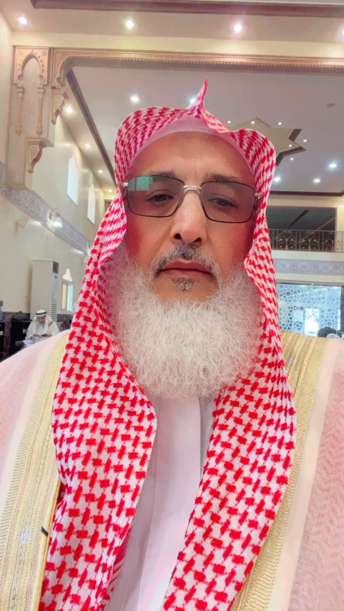 maag999's tweet photo. 🌺🌺

هون عليك فلست أول موجع
يتجرع الآلام من شر القضا

فلربما كان القضاء لحكمة
تخفى،ولطف الله فيما قد قضى

إن كان خيرا أو سواه فأنت في
خير،فلا تك عن حياتك معرضا

ما خالط الإيمان  قلبا متعبا 
إلا وزان العيش واتسع الفضا

فلقد مررت على القلوب فلم أجد
أهنا من القَلبِ المُغلّفِ بالرضا https://t.co/MTwT4yezDr