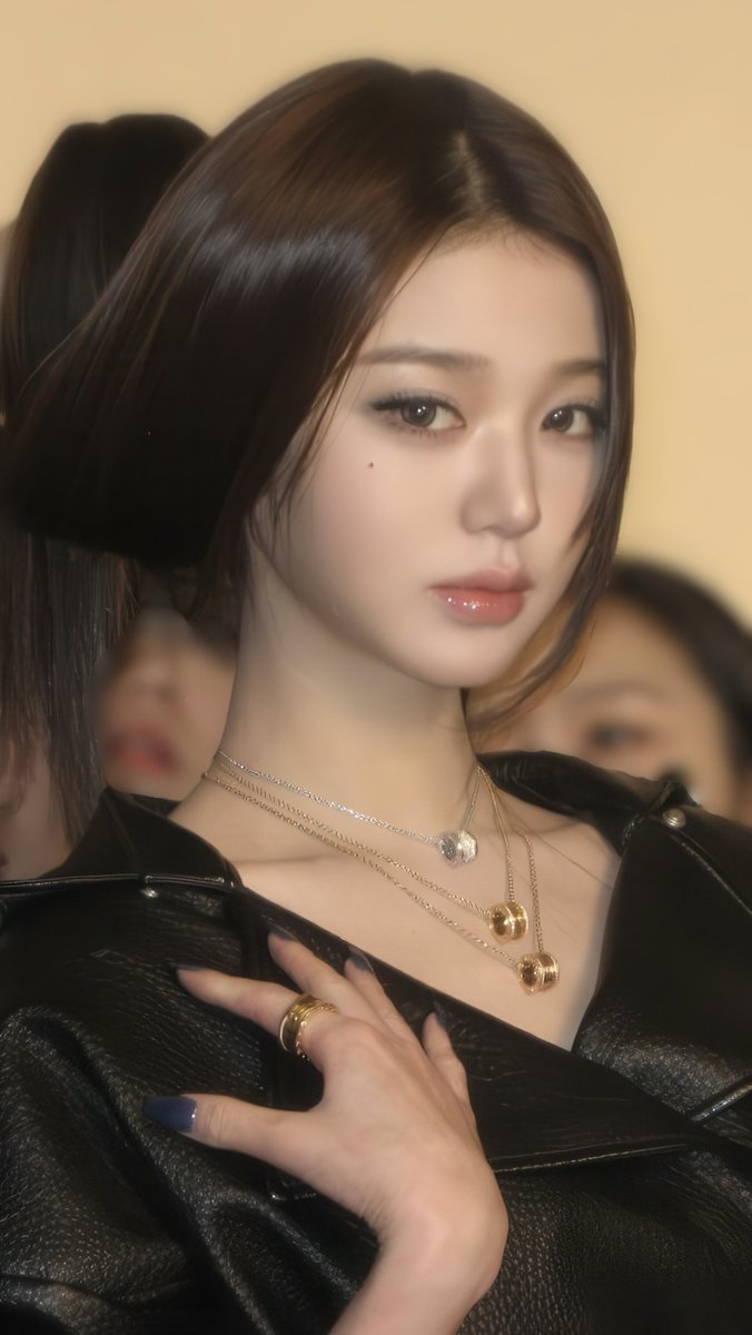 ᥫ᭡ 🪽 tweet media