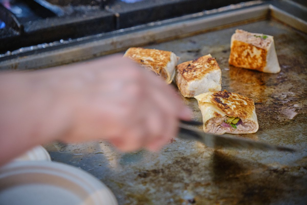 Visit Roses tweet media