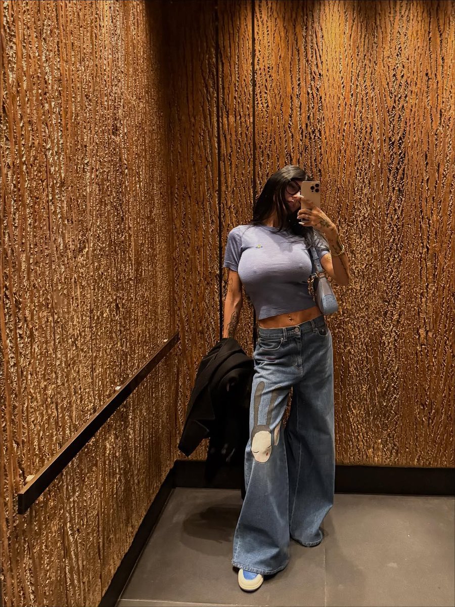 Mia Williams tweet media