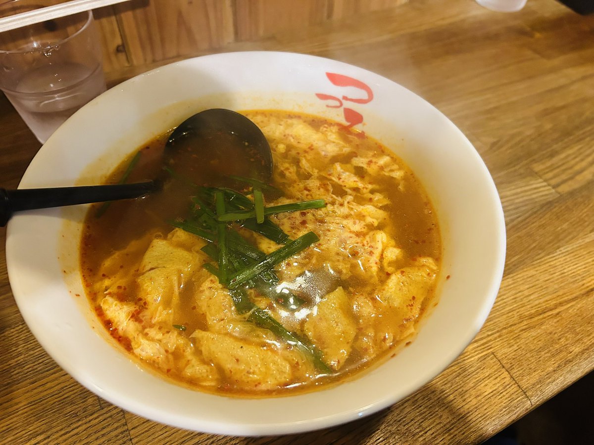 efarm2010's tweet photo. 経営発表も終わって肩のにも降りた🥹🥹
内容の濃い発表は出来たと思ってるから良き😁
辛麺も宮崎牛も食べたし夜中迄ワイワイ呑んで楽しかった🫶🫶 https://t.co/PAtaXQGNDY