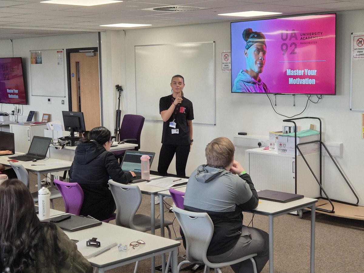 Cronton College tweet media