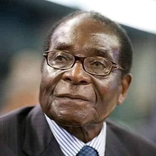 "IRKÇILIK"
BU KADAR GÜZEL TANIMLANAMAZ. 

Zimbabwe Başkanı Robert Mugabe'nin ırkçılıkla ilgili konuşması:
"Beyaz arabalar hala siyah lastikler kullandıkları sürece ırkçılık asla bitmeyecektir.
İnsanlar kötü şansı sembolize etmek için siyahı ve barışı sembolize etmek için beyazı