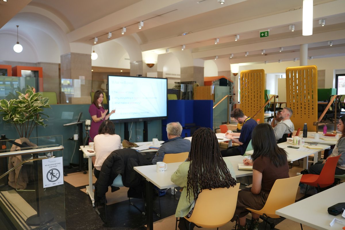 generatormcr's tweet photo. Happy Friday Generator folks!

Here’s a look back at our recent workshops on Branding and Social Media.

For upcoming sessions, take a look at our EVENTBRITE page!

#workshop #entrepreneur #smallbusiness #coworking #coworkingspace https://t.co/yqgWyJMKwH