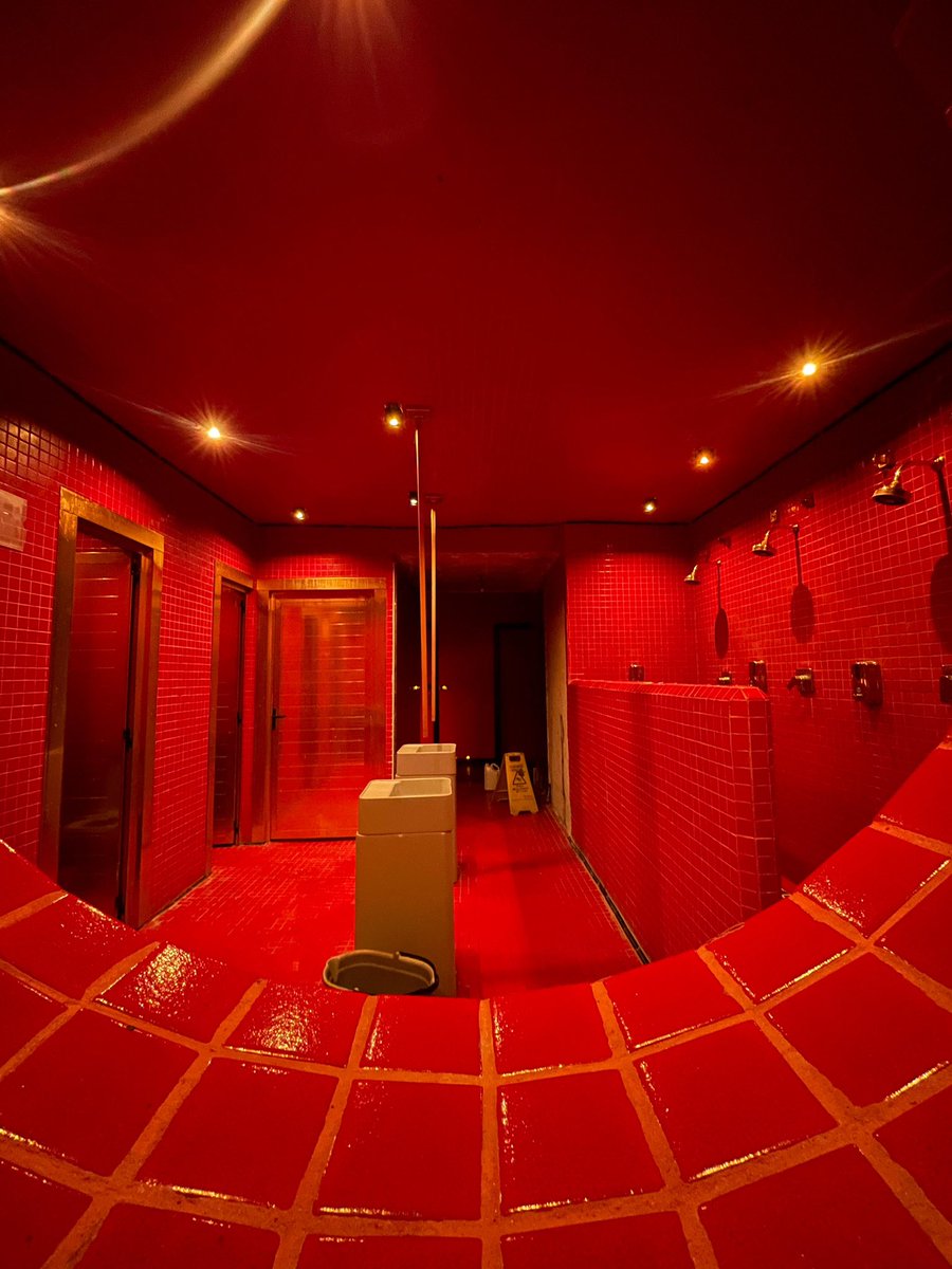 Hotel Chilli tweet media