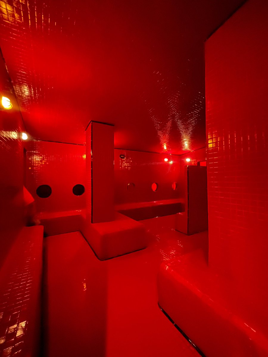 Hotel Chilli tweet media