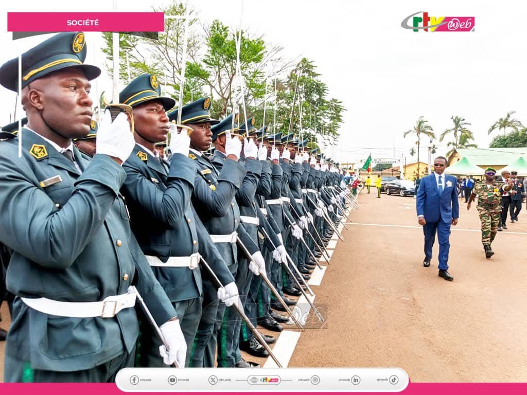 TheCameroonianZ's tweet image. Sortie officielle de la 40ᵉ promotion de l'École Militaire Interarmées (#EMIA), baptisée « Paix, Intégration et Développement ».

📍Yaoundé #Cameroon