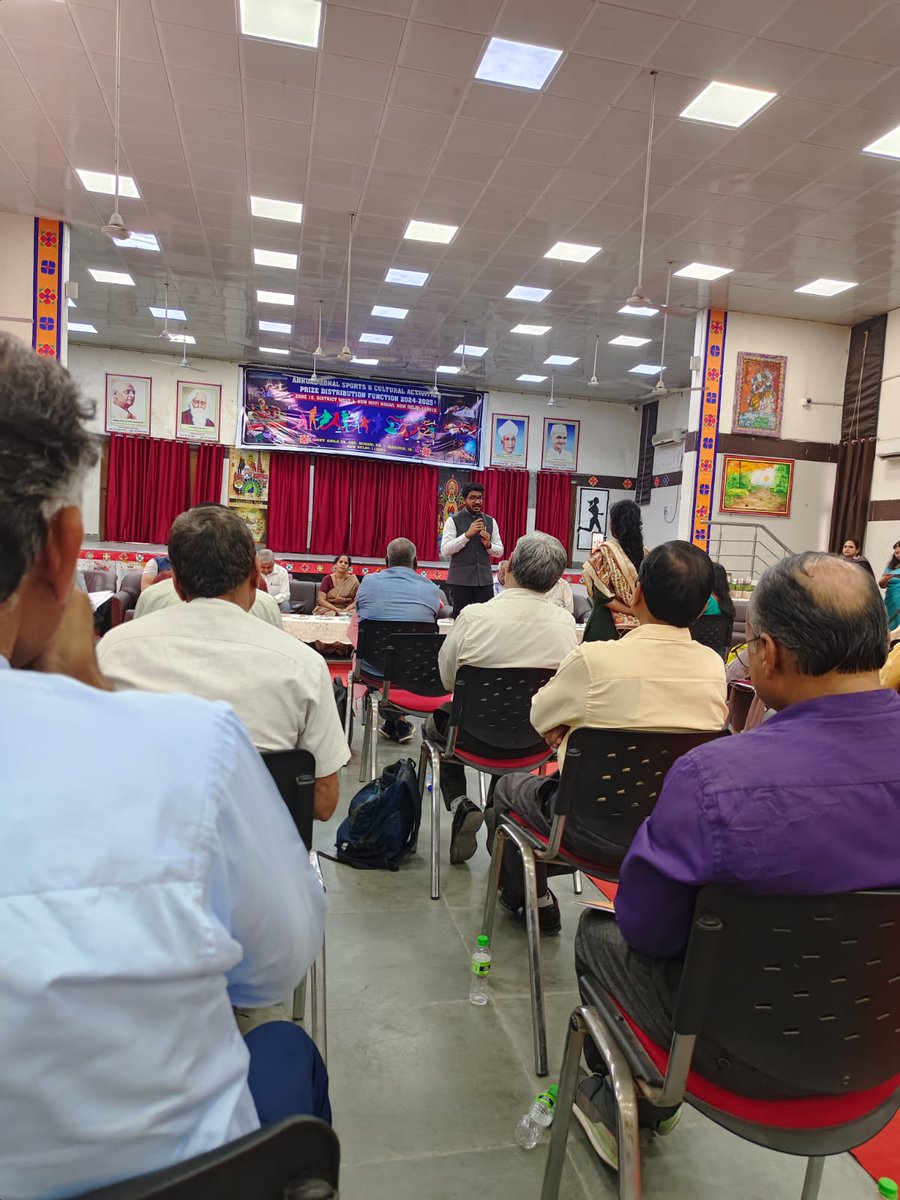 DM/DEO West Delhi tweet media