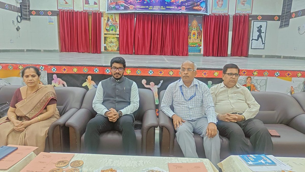 DM/DEO West Delhi tweet media