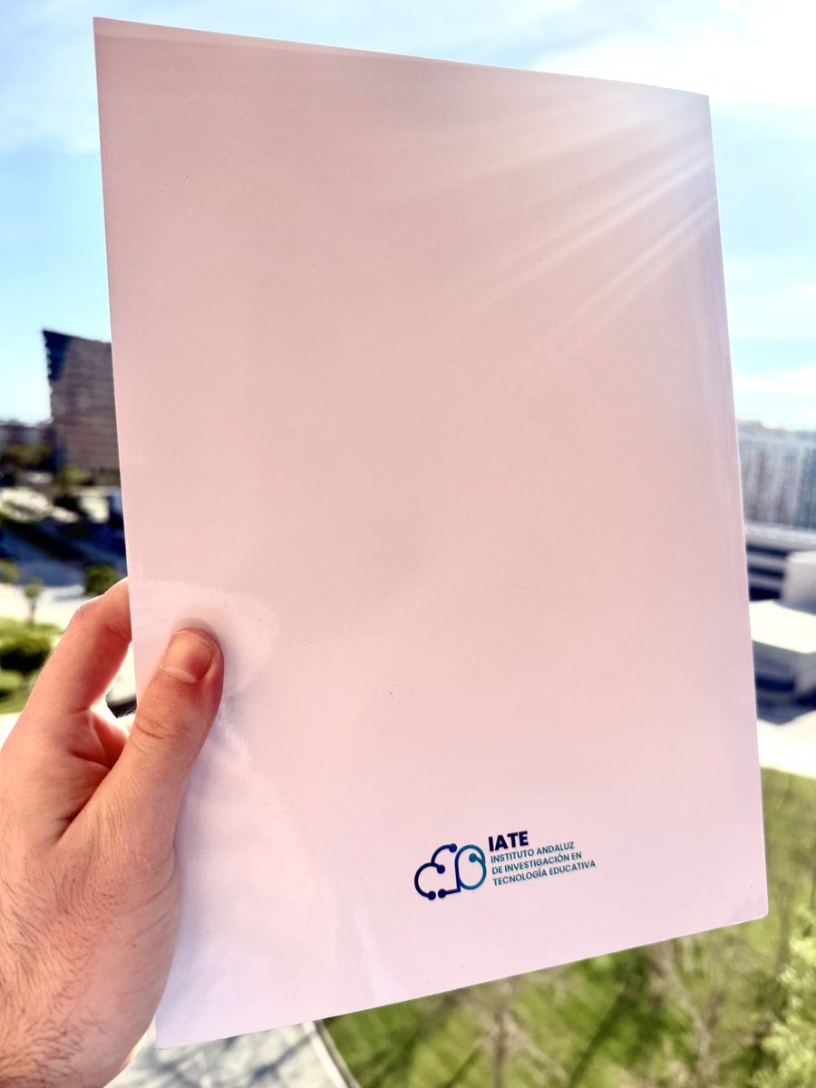 srviruel's tweet photo. [#EdTech] Ya está disponible lo último del grupo de investigación Innoeduca (@InnoEducaUMA) de la Universidad de Málaga (@InfoUMA).

➤ Disponible en formato digital y gratuito aquí: https://t.co/u1f6Ns0b3j
➤ Instituto Andaluz de Tecnología Educativa. https://t.co/Zsky9RpK6k