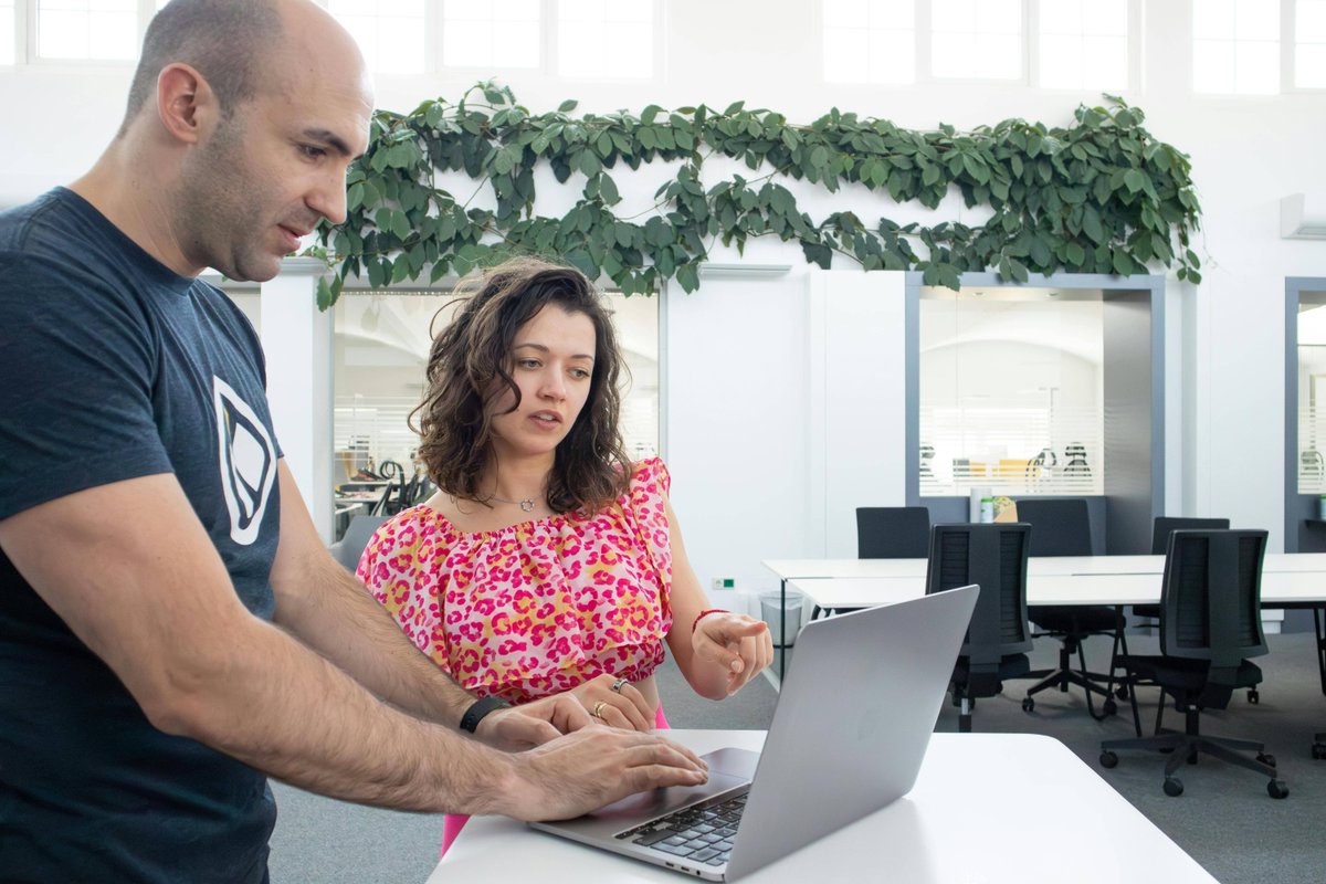 vineresources's tweet photo. Change is coming. 🌪️ Here is why you should embrace it to grow your business. 📈  https://t.co/9HkjxFf5yu https://t.co/mD2QZvjdfi