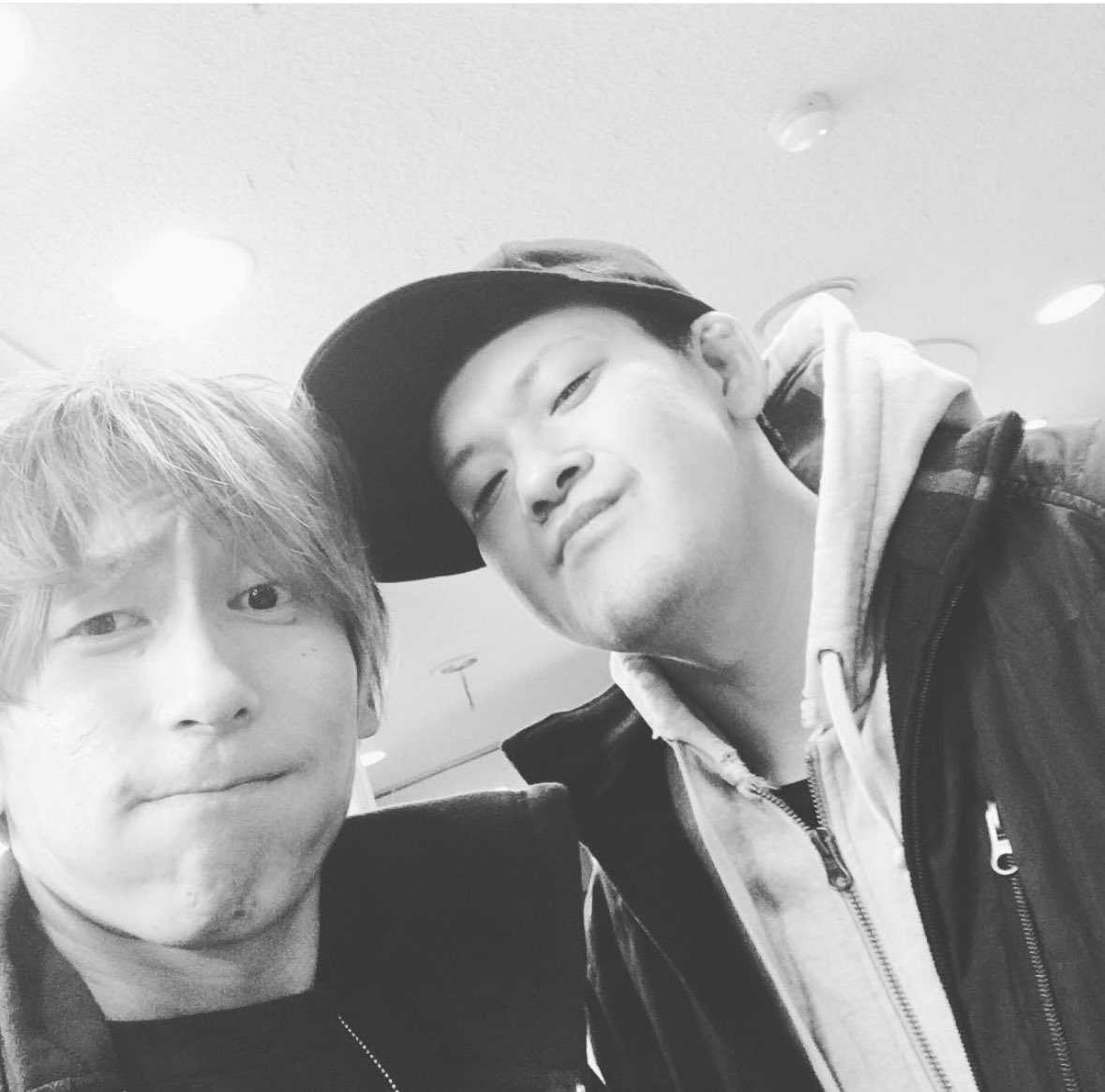 お久しぶりです！！！

インスタでは投稿してたのですが
久しぶりにライブさしていただきます！！！
なんとバックDJは元相棒のryo-skです！

2人で暴れます！！！

そしてTRASH2.5リリース！！

動き出します！

よろしくお願い致します！