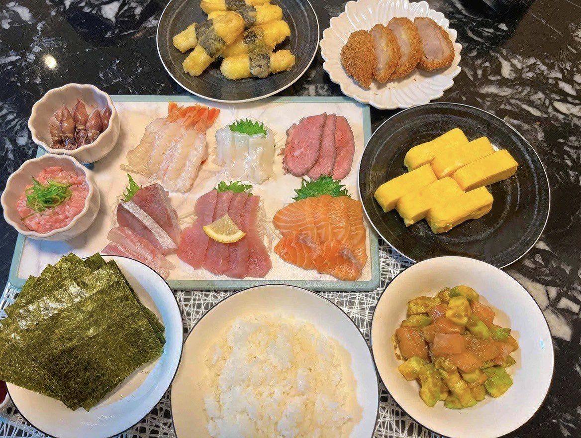 えすち。 tweet media