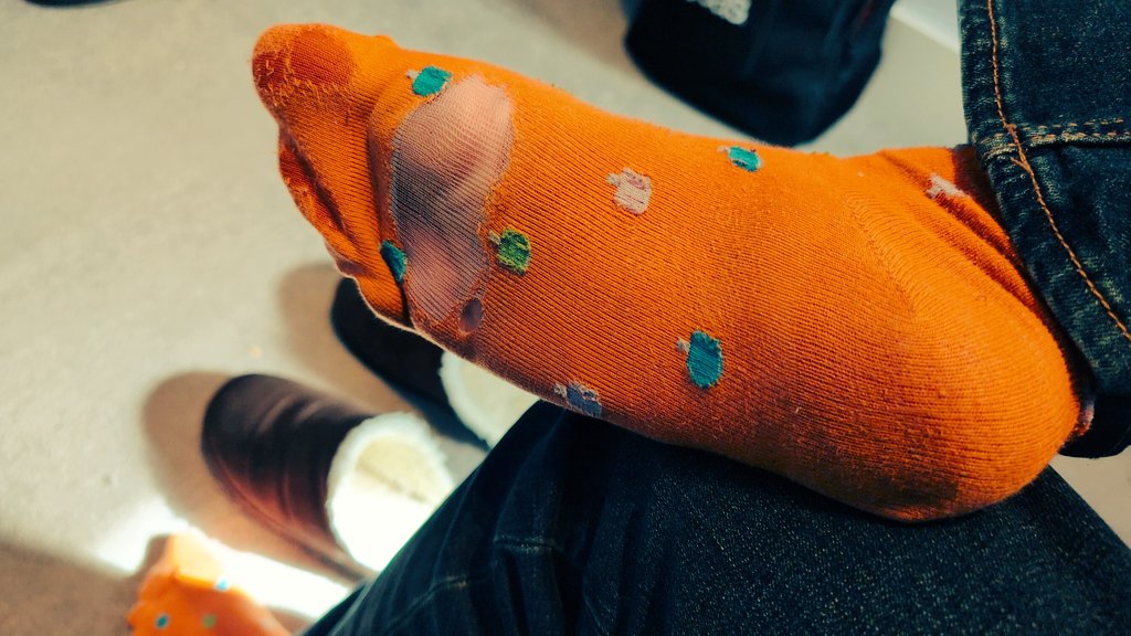 Foot Switch tweet media