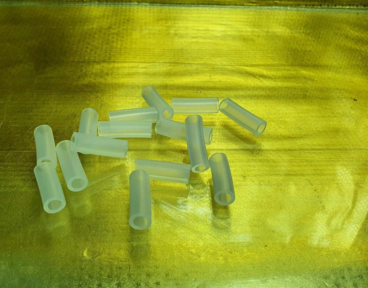 ขายตุ้มแก้ว โจ๋แก้ว บ้องแก้ว ราคาถูก tweet media